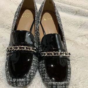 Crown and Ivy Chic Black & White Heeled Loafers with Chain Detail